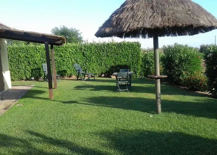 Dom wakacyjny Monolocale Con Giardino *